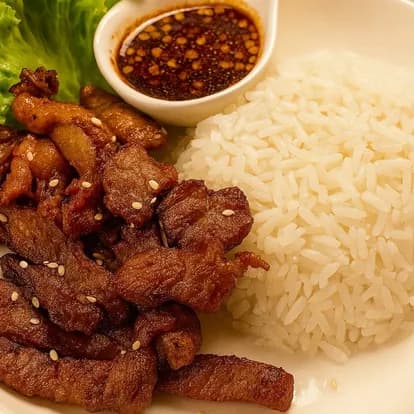 ข้าวเนื้อทอดจิ้มแจ่ว